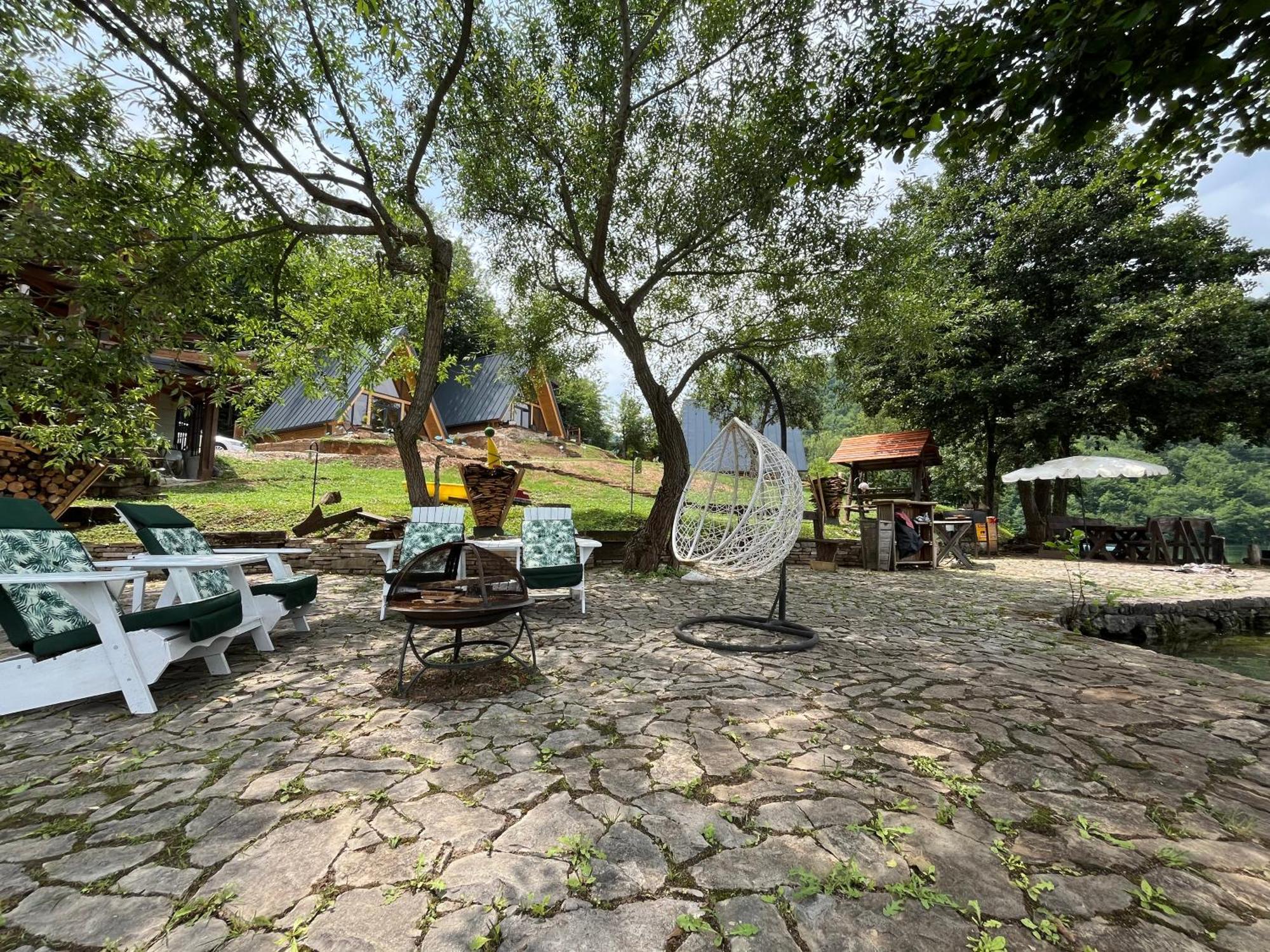 Vikendica - Rajski Poluotok Jajce Esterno foto