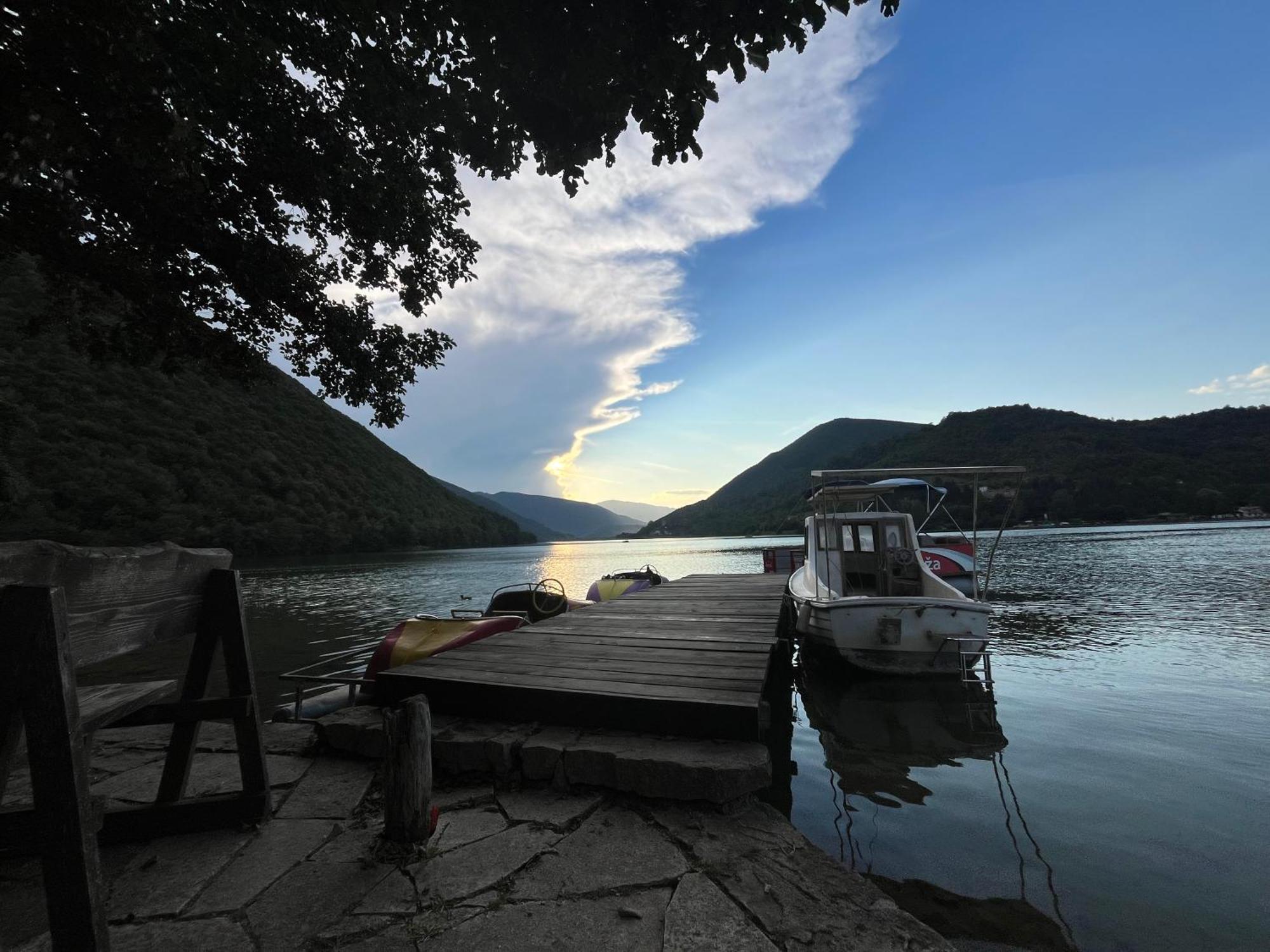 Vikendica - Rajski Poluotok Jajce Esterno foto